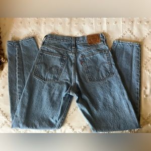 VINTAGE Levi’s Wedgie Jeans